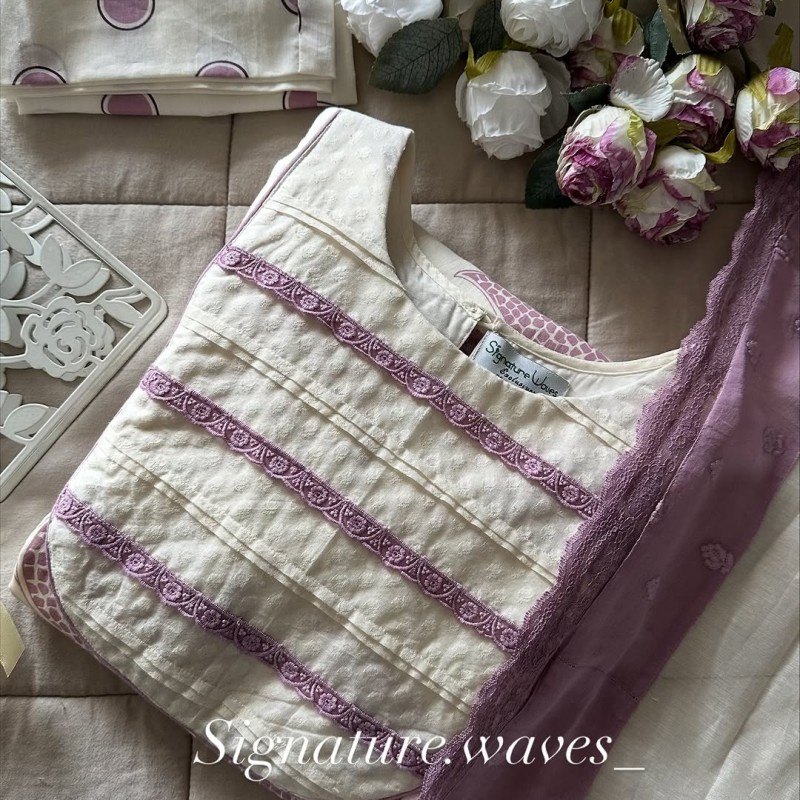 WHITE WAVE
